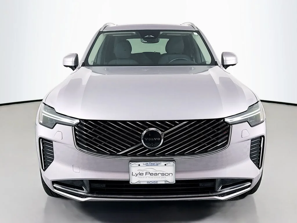 2026 Volvo XC90 Plus - Photo 6