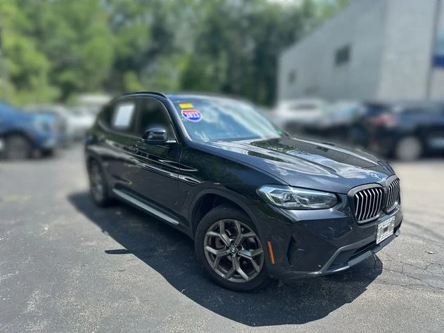 Used 2023 Black BMW xDrive30i image 11
