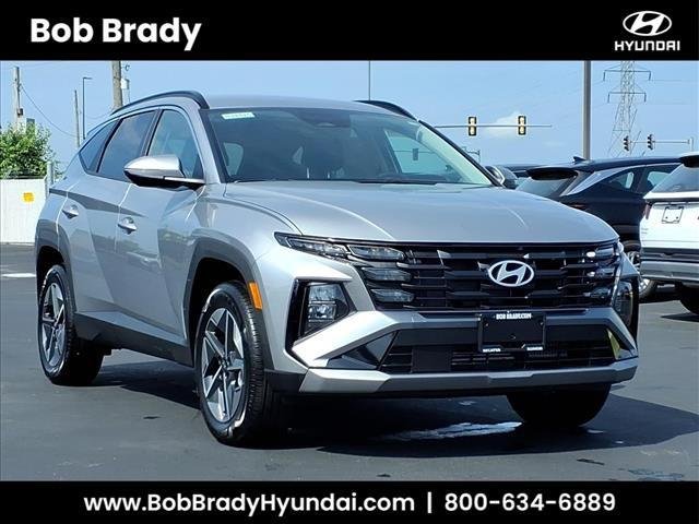 New 2026 Shimmering Silver Metallic Hyundai SEL Convenience image 1