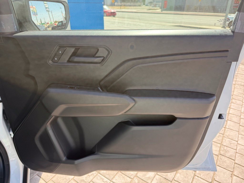 2026 Chevrolet Colorado WT view 16