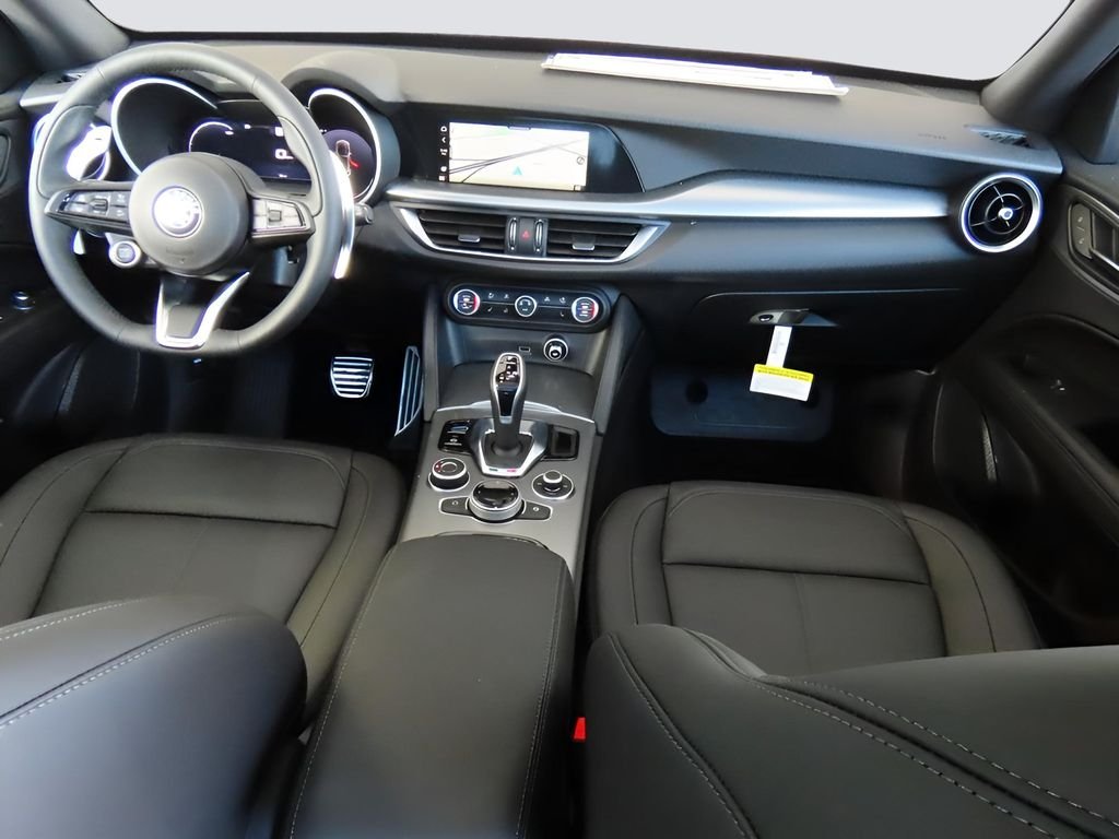 2025 Alfa Romeo Stelvio Base - Photo 15