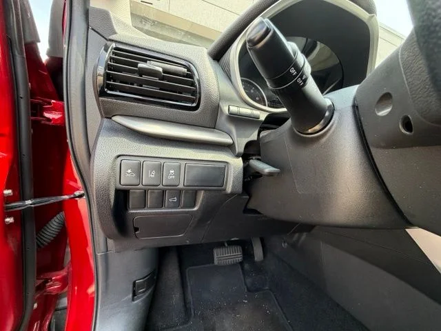 Used 2025 Diamond Red Mitsubishi SE image 13