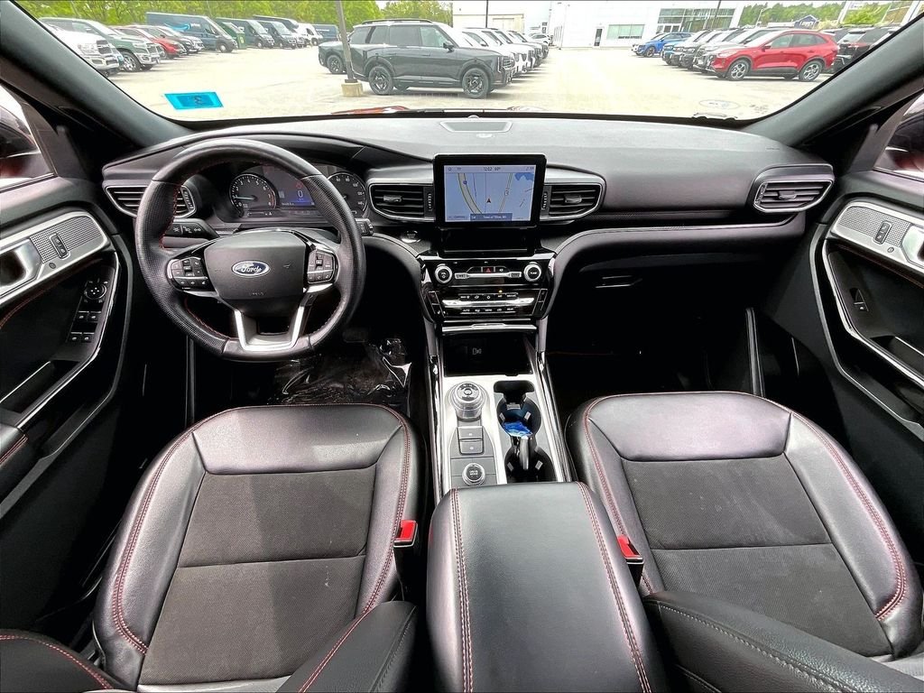 Used 2022 Rapid Red Metallic Tinted Clearcoat Ford ST-Line image 21