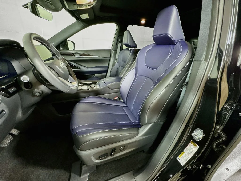 Certified Used 2026 Black INFINITI SPORT image 28