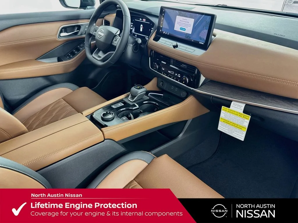 New 2026 Black Nissan Platinum image 38