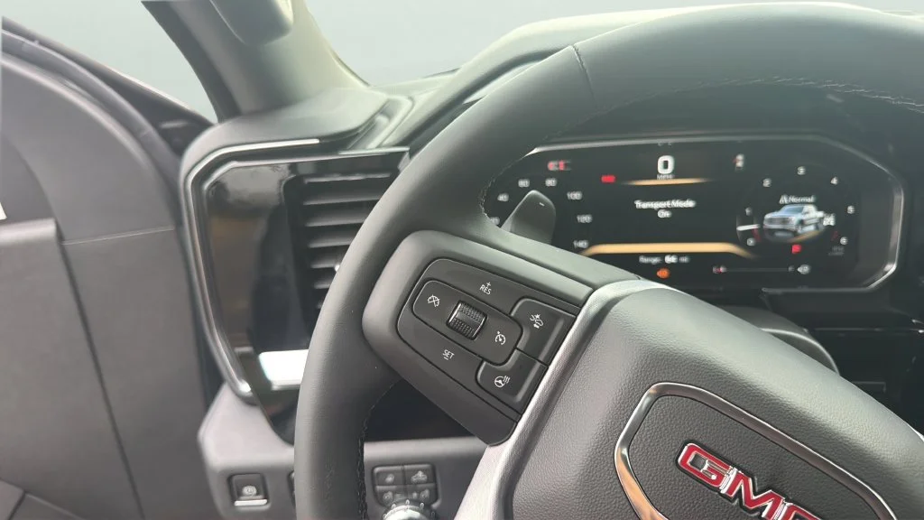 New 2026 Sterling Metallic GMC Elevation image 25