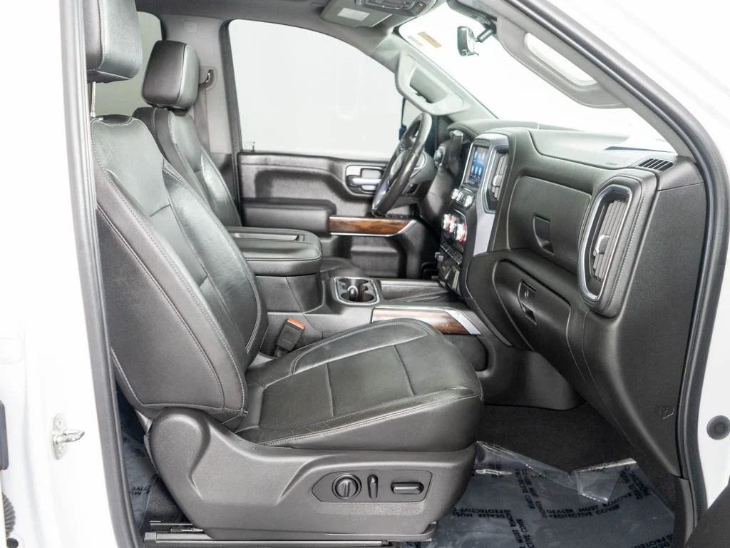 Used 2020 White GMC SLT image 8
