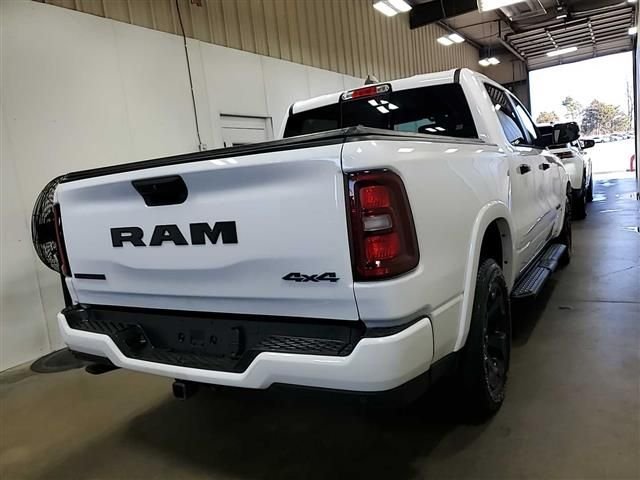 Used 2025 White Ram Big Horn/Lone Star image 8