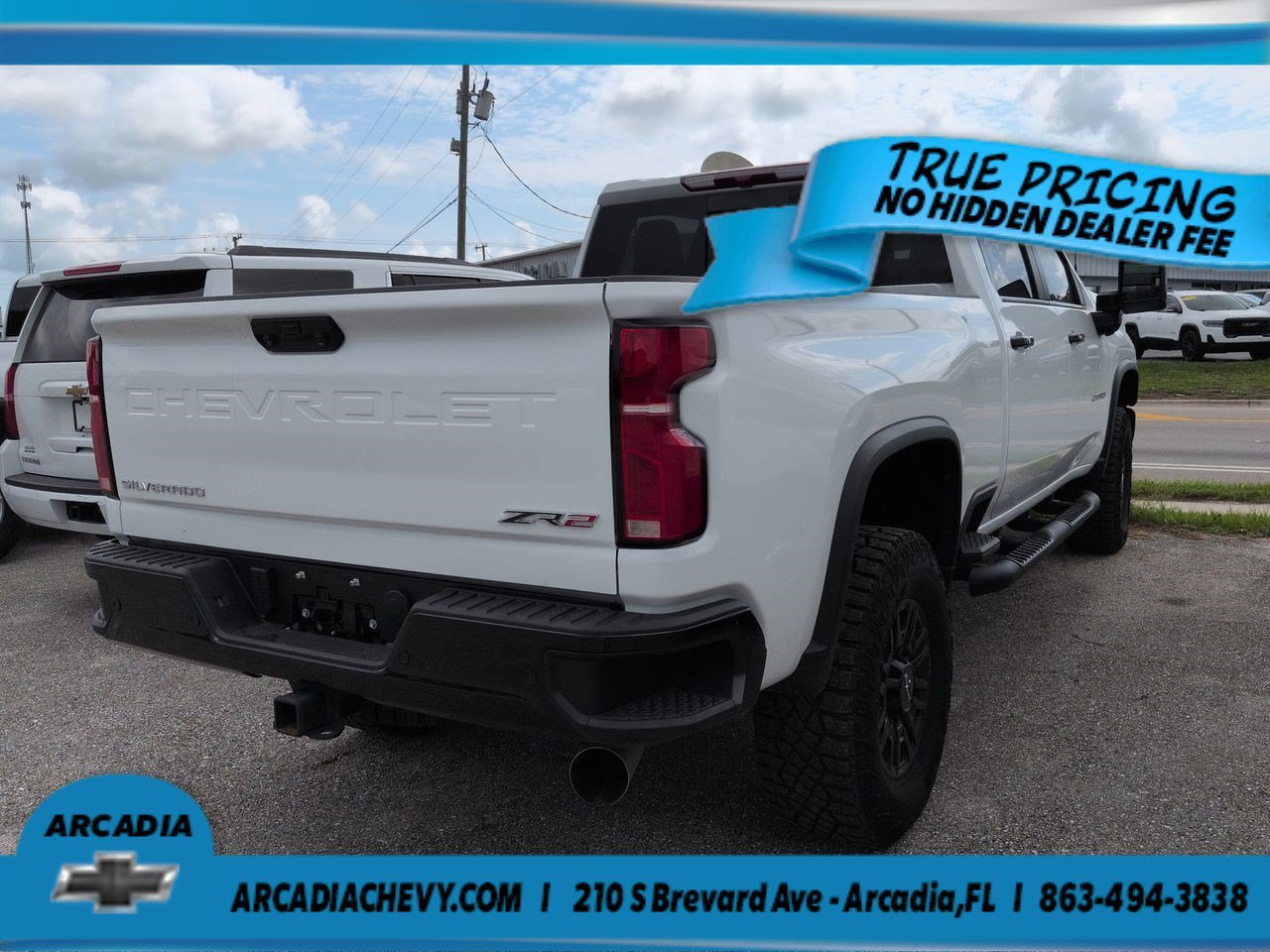 Used 2025 Summit White Chevrolet ZR2 image 3