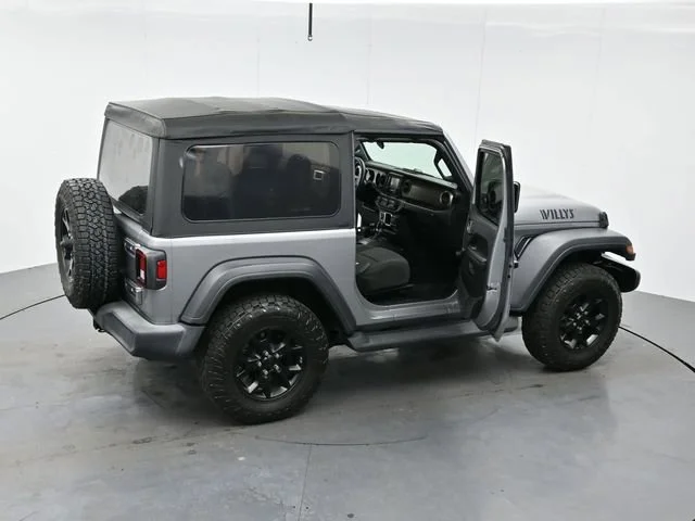 Used 2020 Billet Silver Met Jeep Willys Sport image 39