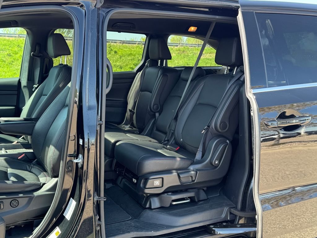 2024 Honda Odyssey SPORT - Photo 15
