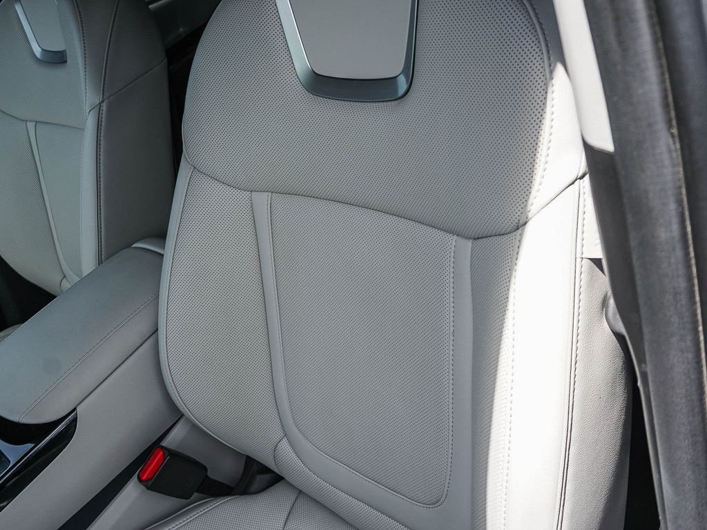 Used 2025 Gray Hyundai Limited image 20