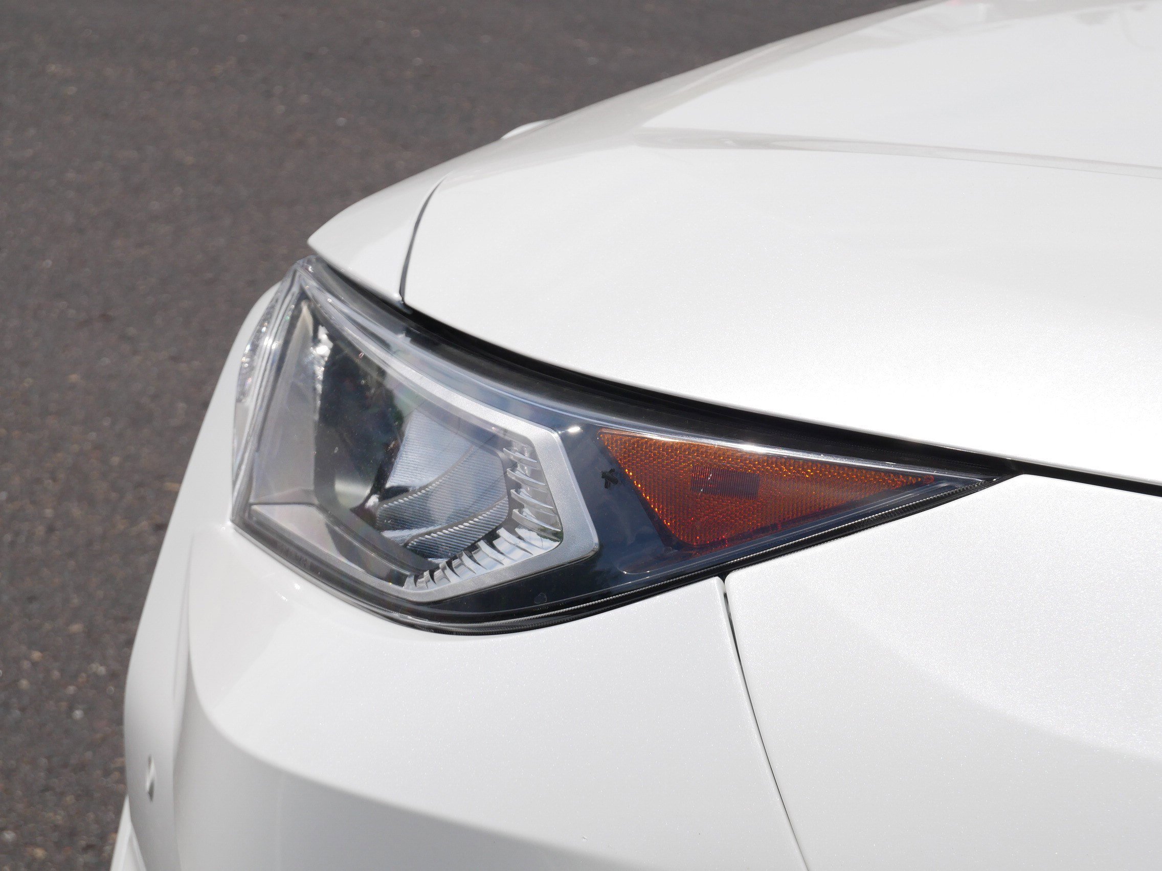 Certified Used 2020 BLIZZARD PEARL Toyota Limited image 16
