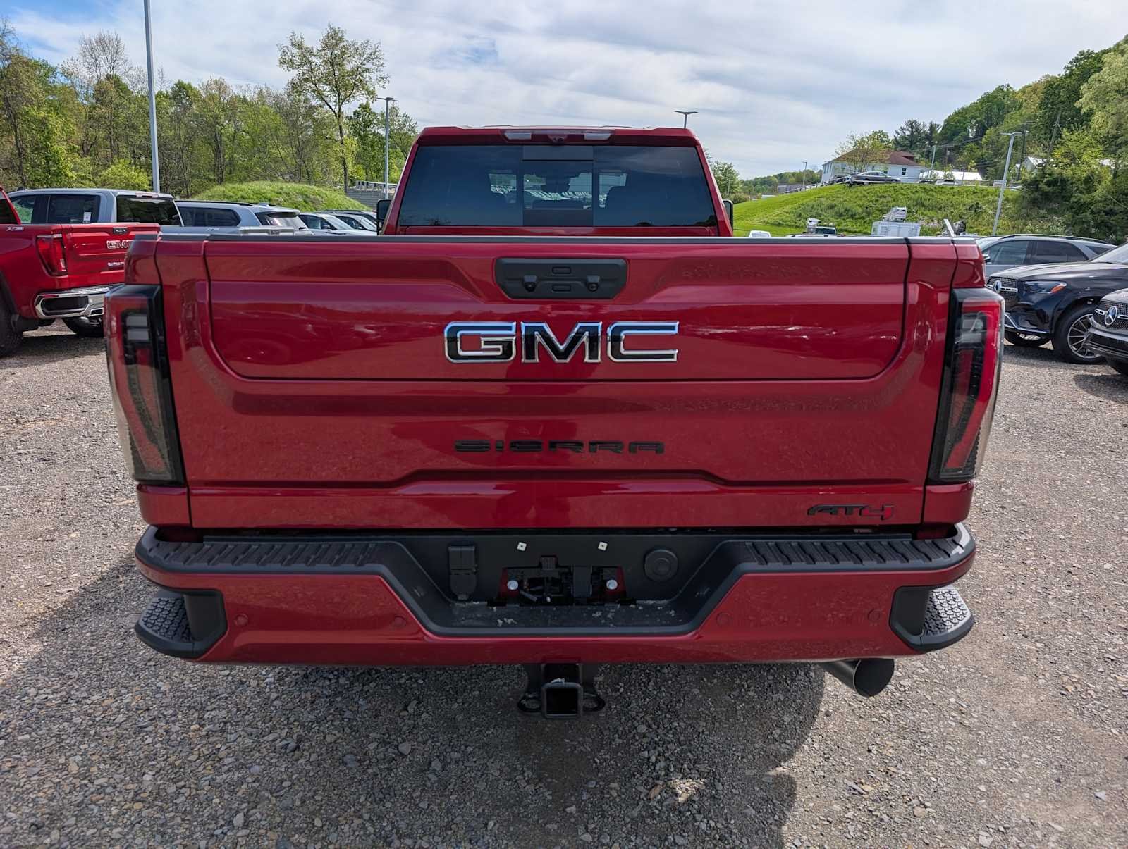2026 GMC Sierra 3500HD AT4 - Photo 9