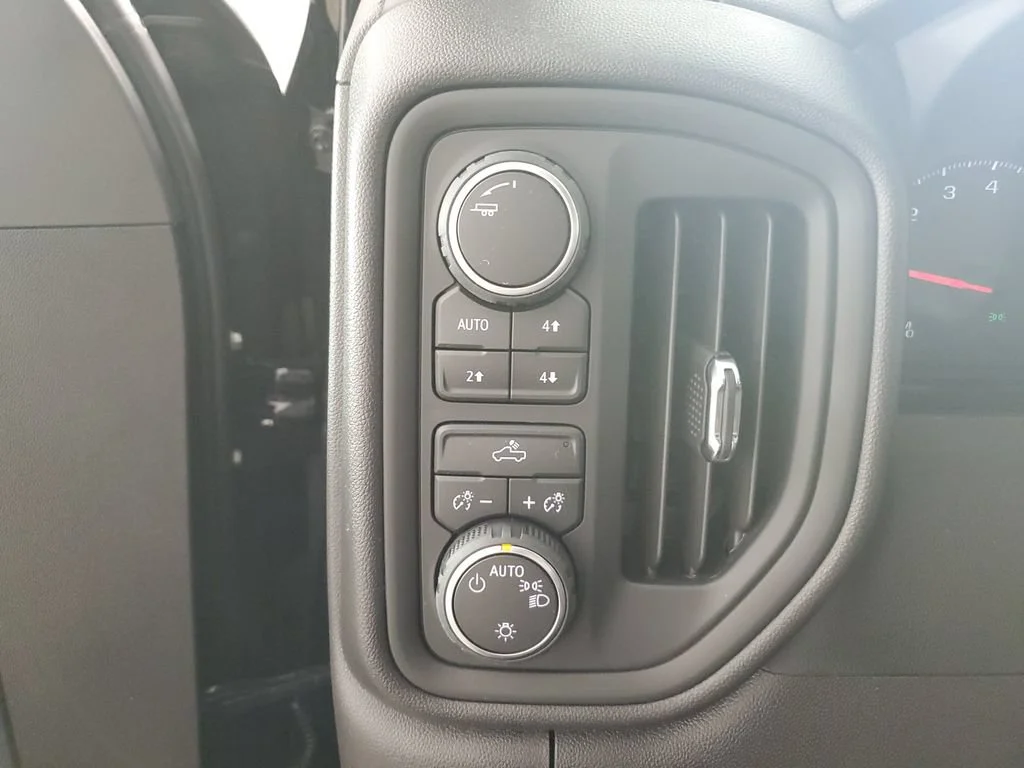2026 Chevrolet Silverado 1500 Custom Trail Boss - Photo 23