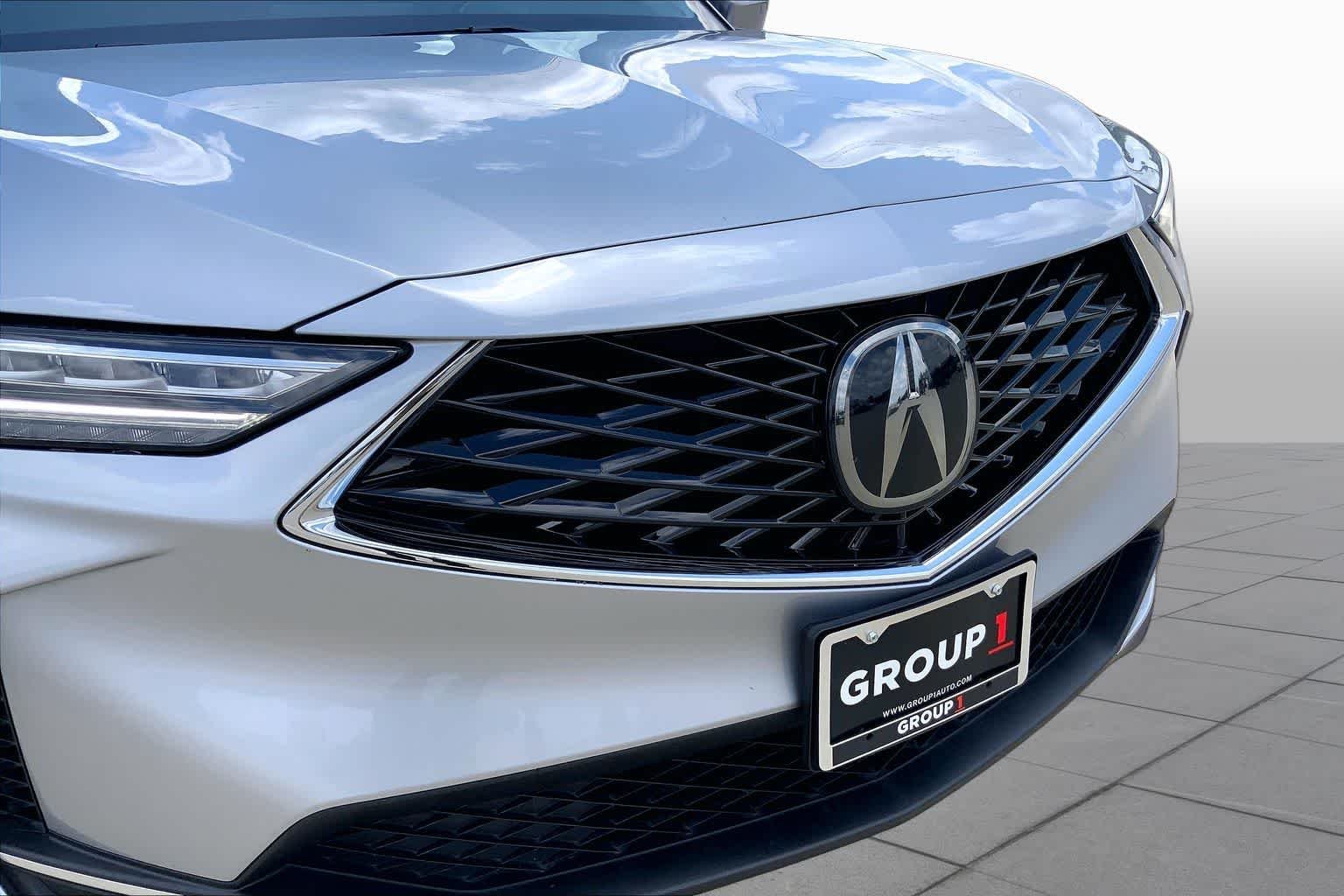 Used 2026 Solar Silver Metallic Acura  image 29