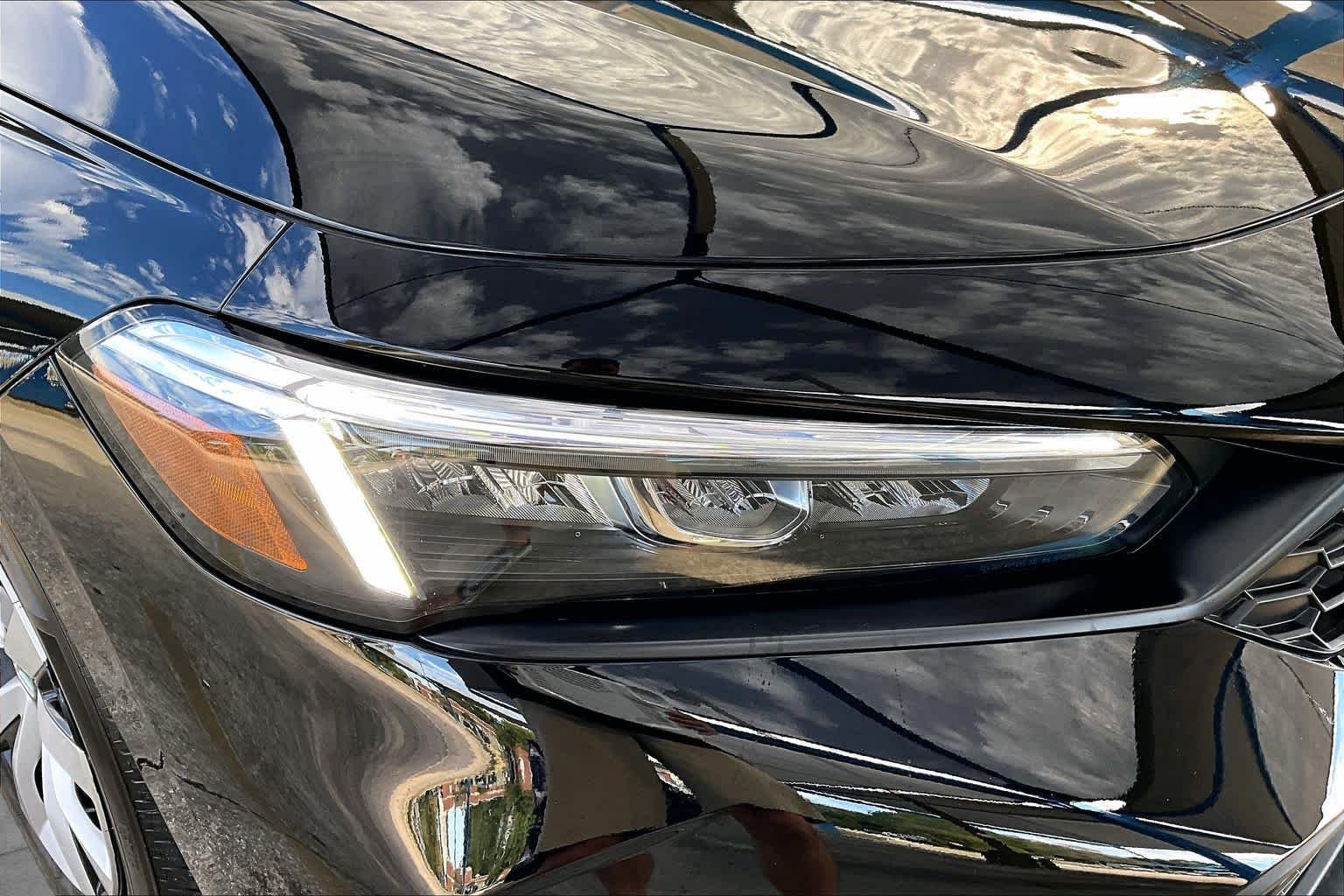 Certified Used 2026 Crystal Black Pearl Honda LX image 28