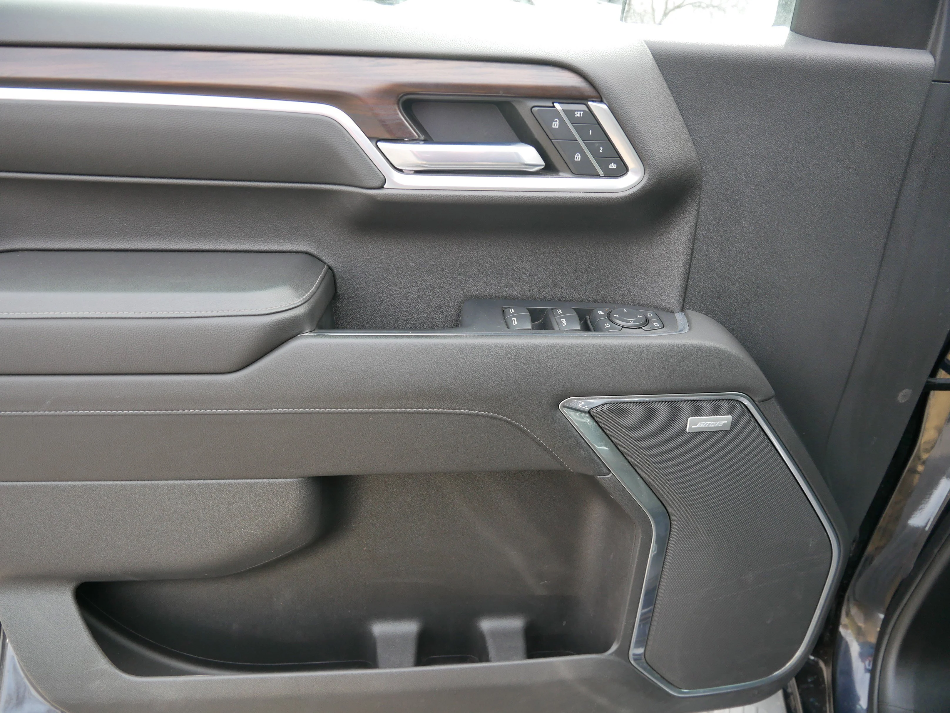 2022 GMC Sierra 1500 SLT - Photo 32
