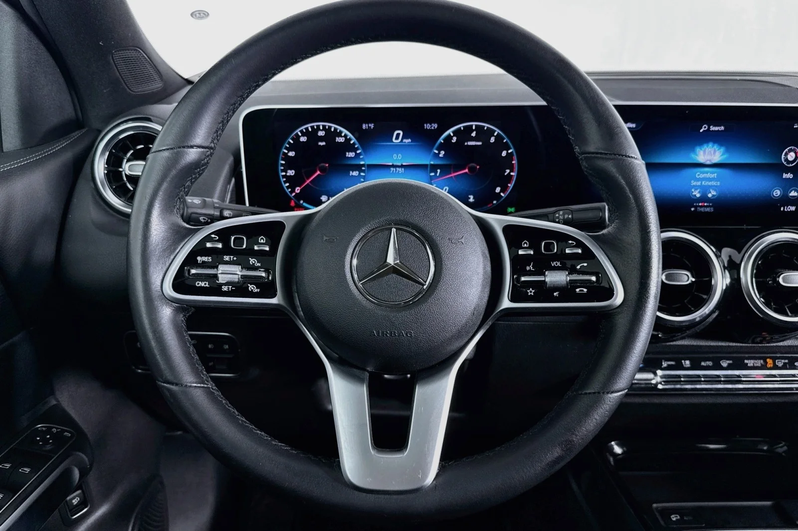 Used 2020 Mountain Grey Metallic Mercedes-Benz 250 image 18