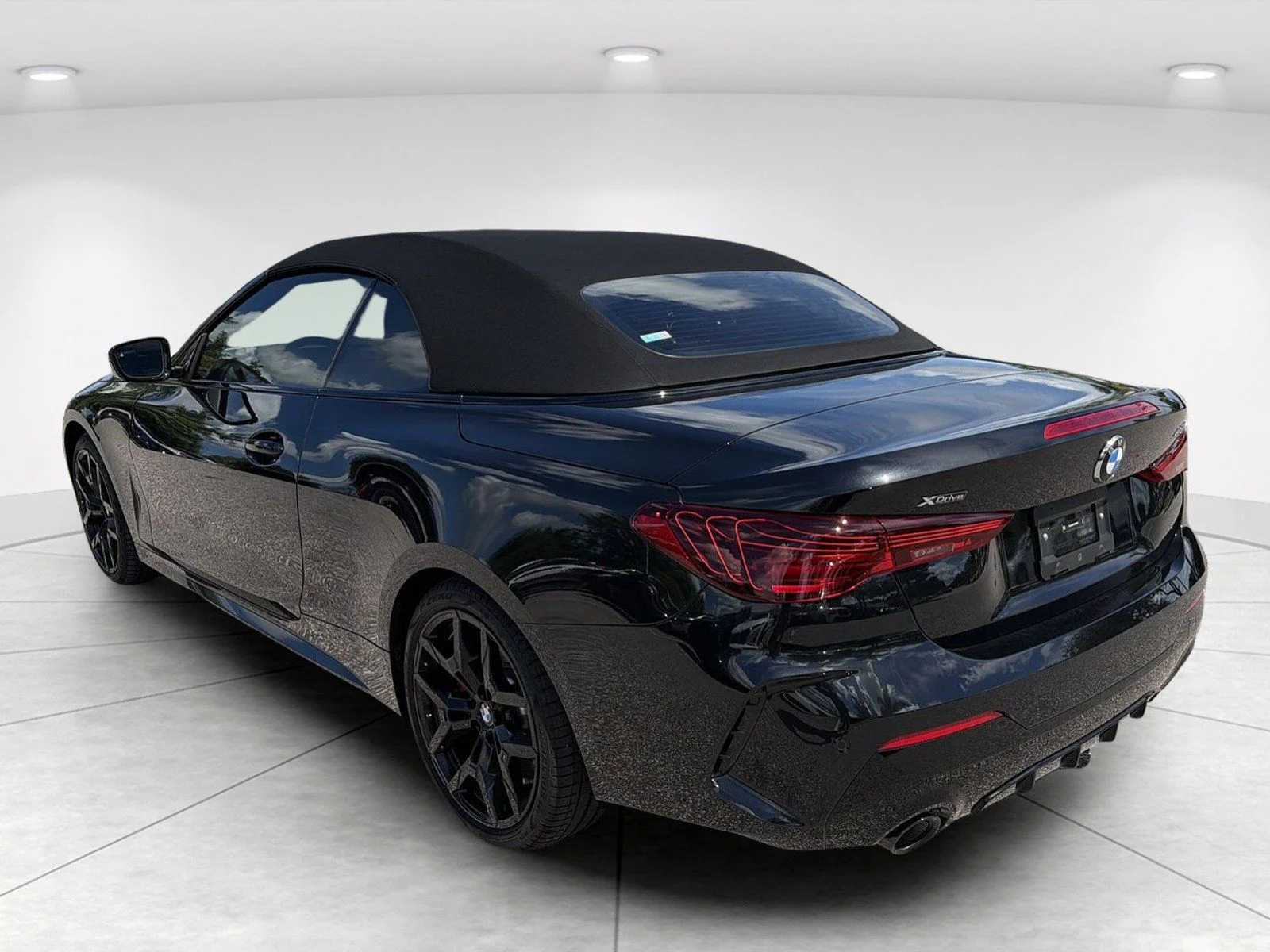 Used 2026 Black Sapphire Metallic BMW 430i xDrive image 6