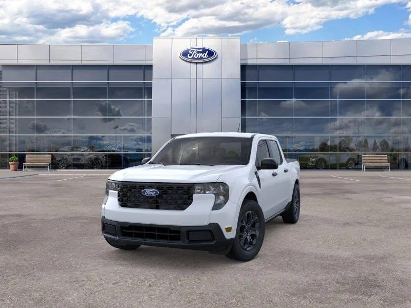 New 2026 Oxford White Ford XLT image 2