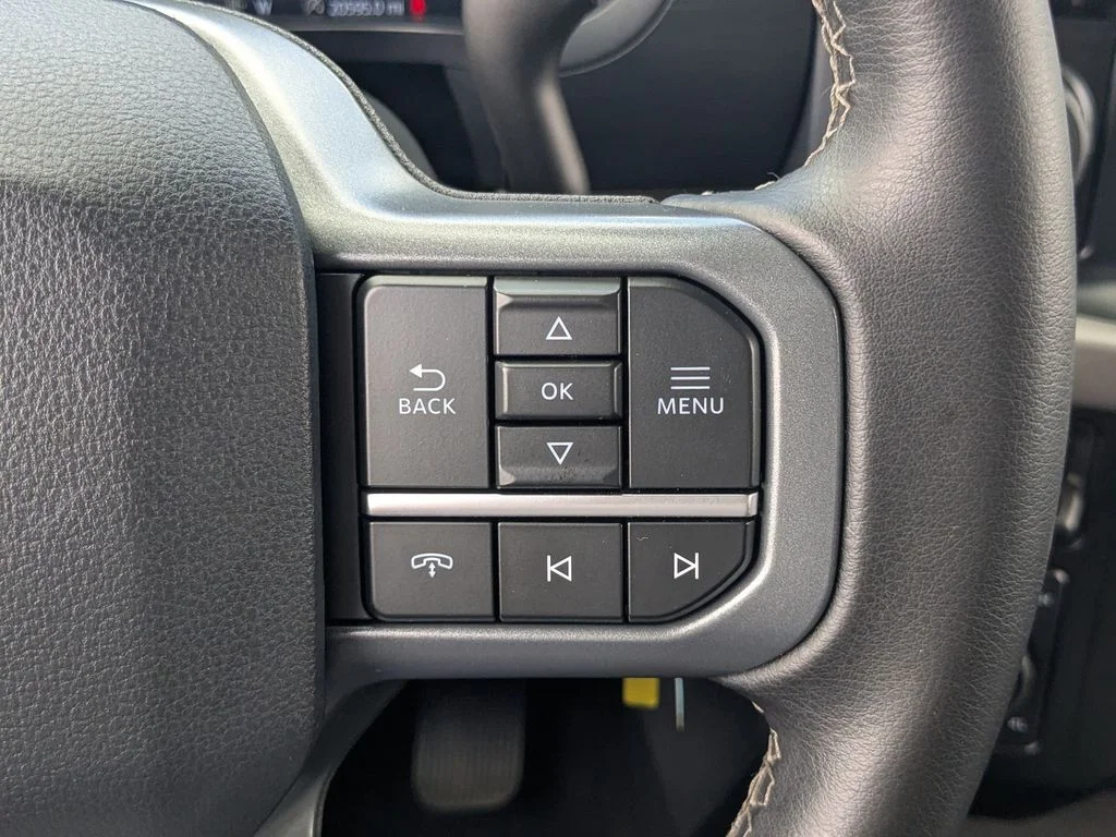 Used 2024 Gray Ford XLT image 26