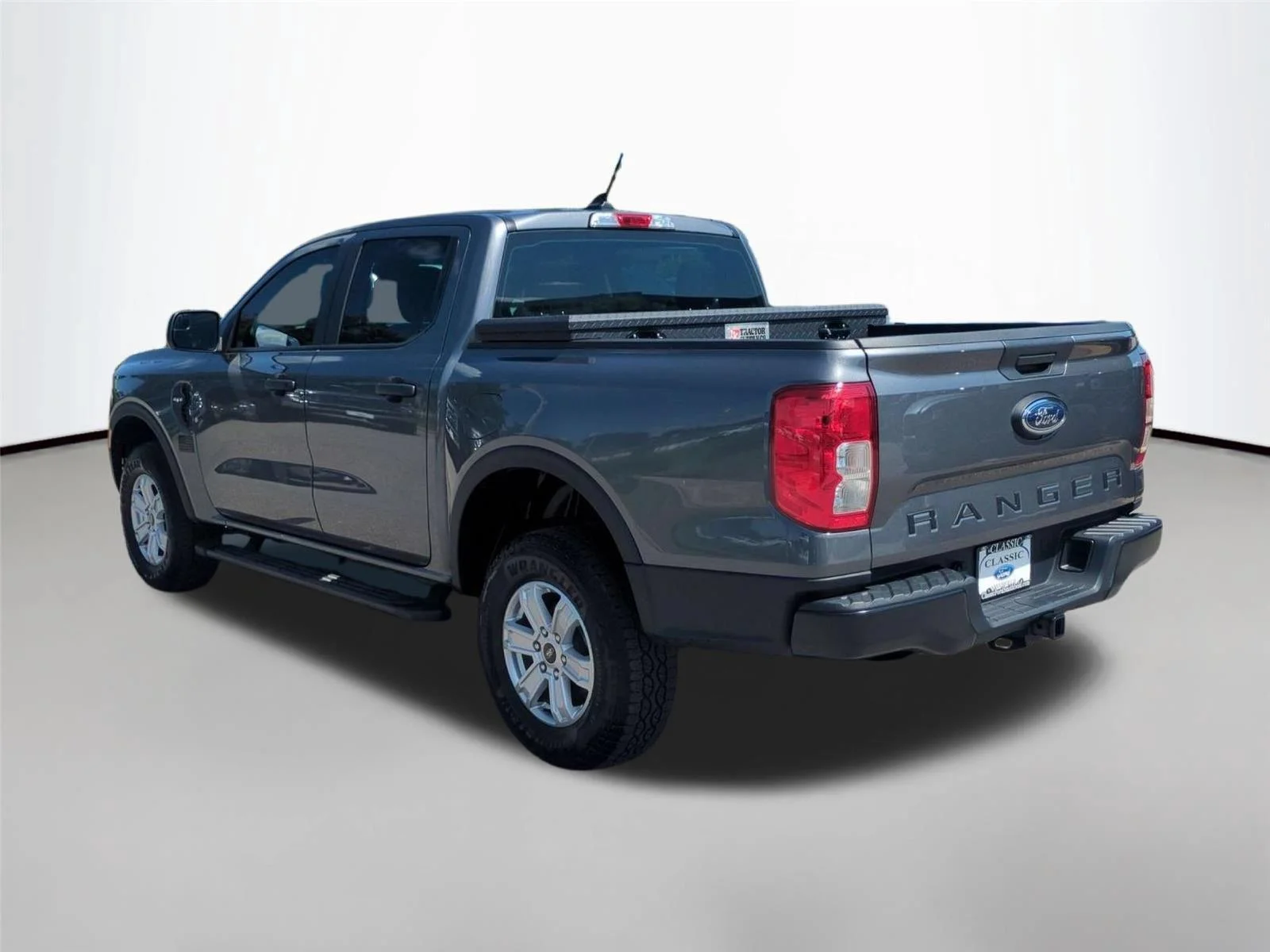 Used 2025 Carbonized Gray Ford XL image 3