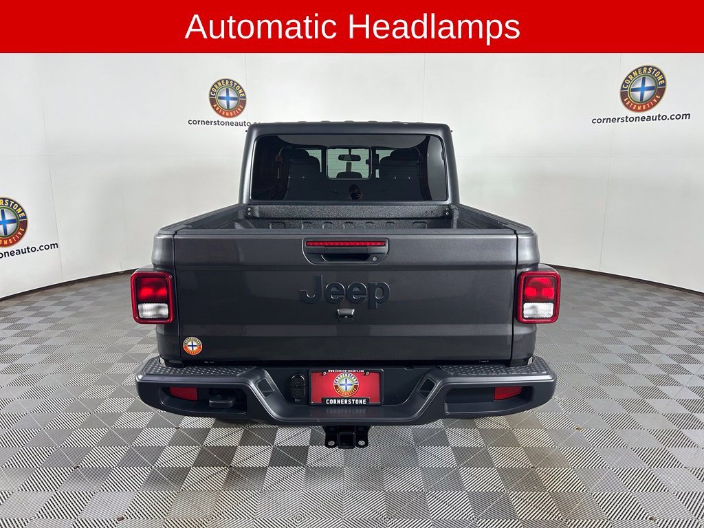 Used 2023 Gray Jeep Sport S image 17