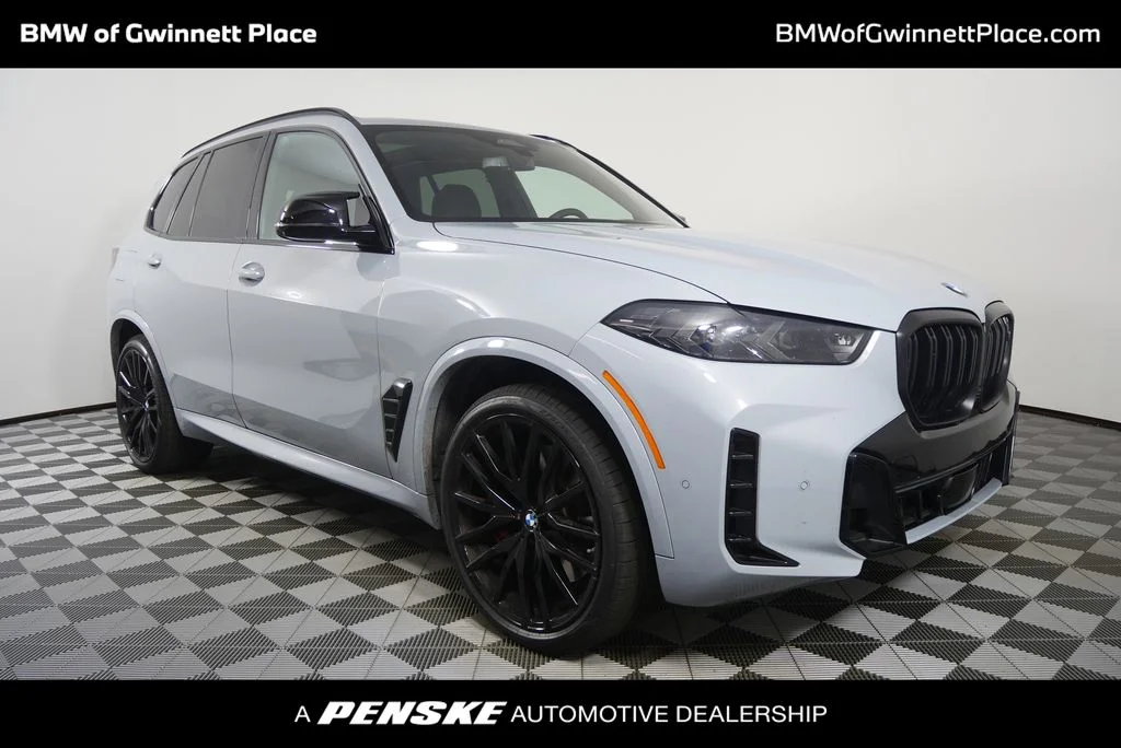 2025 BMW X5 M60i's photo