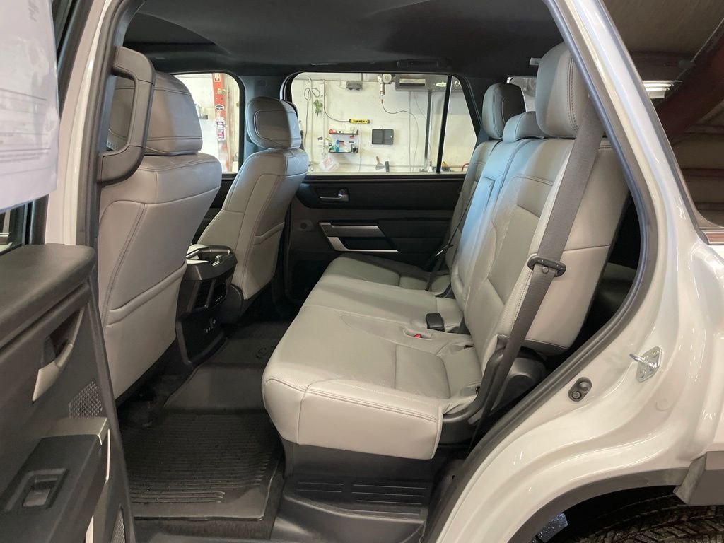 Used 2025 White Toyota SR5 image 26