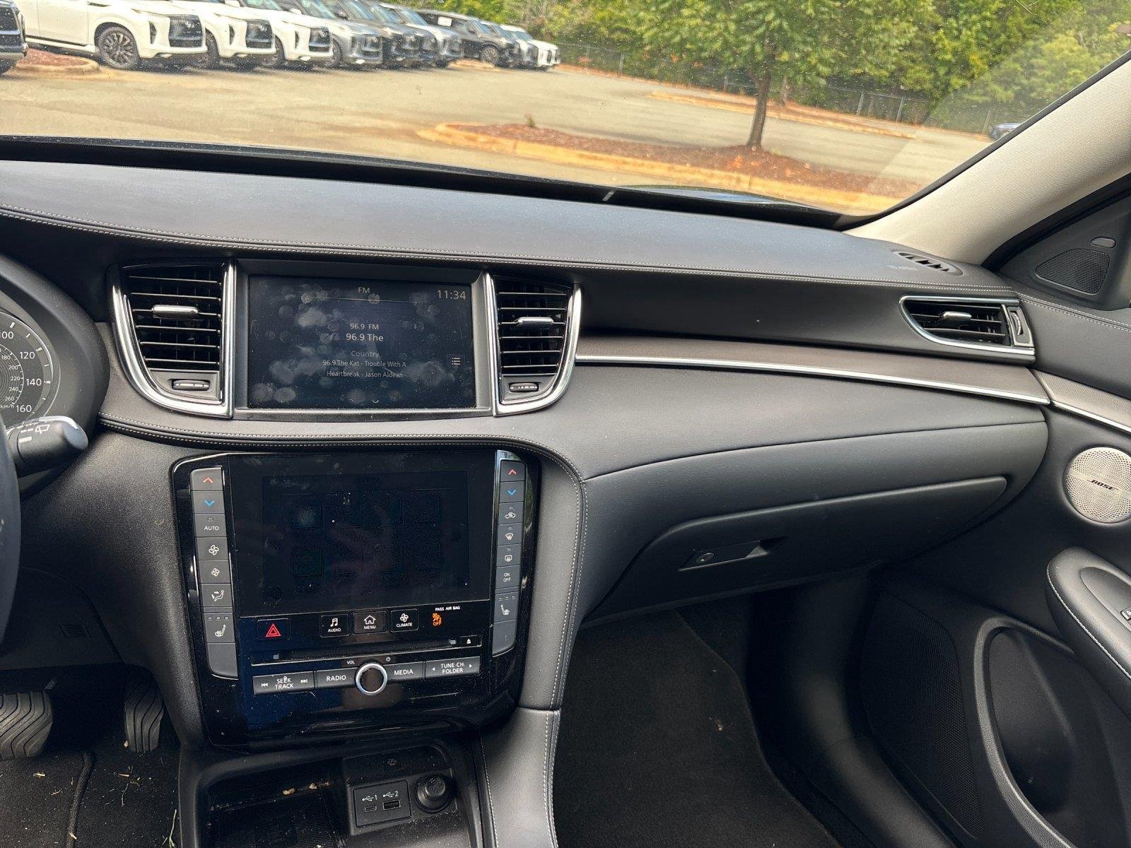 Used 2023 Hermosa Blue INFINITI LUXE image 25