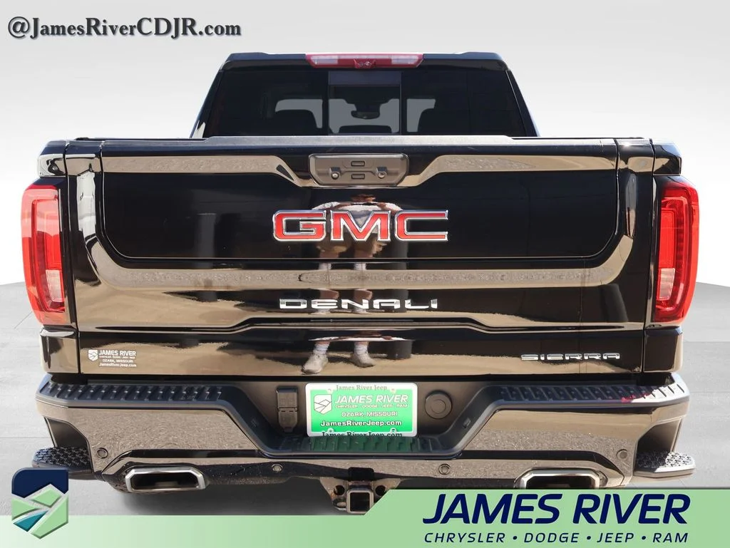 Used 2023 Black GMC Denali image 4