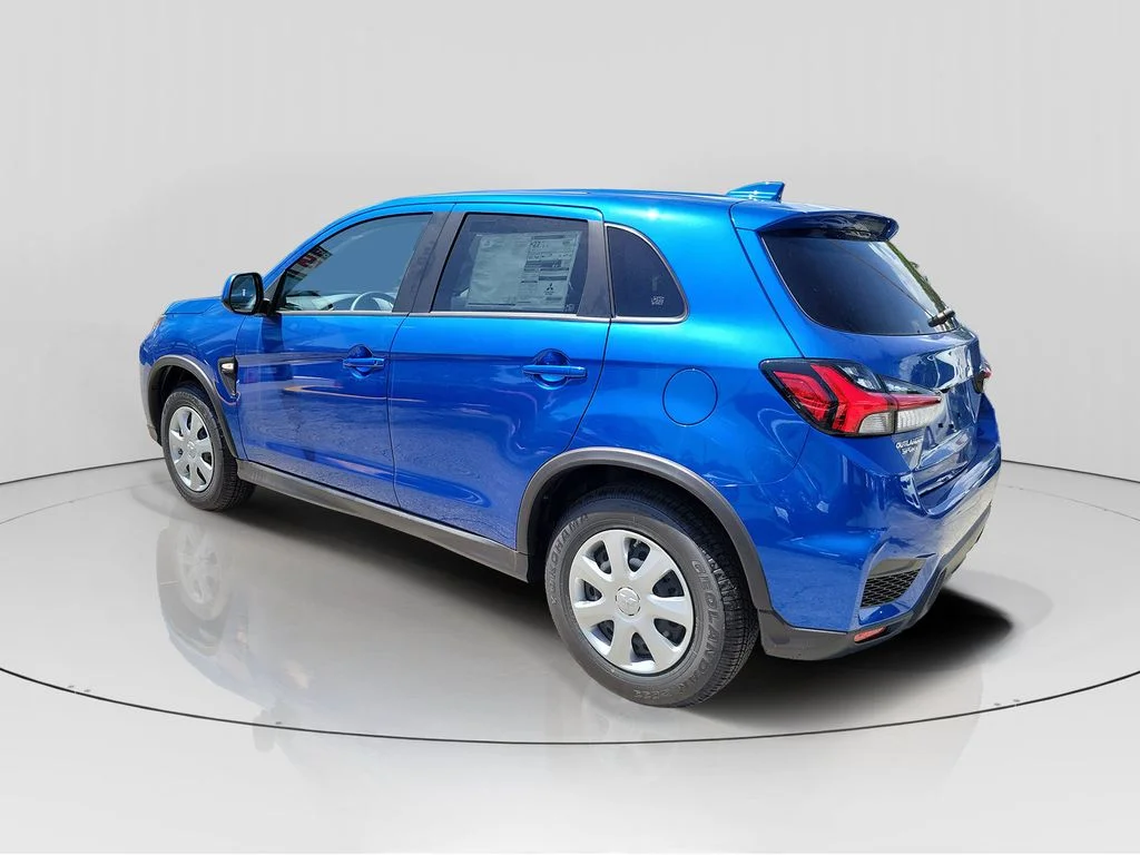 New 2027 OCTANE BLUE METALLIC Mitsubishi 2.0 S 2WD image 5