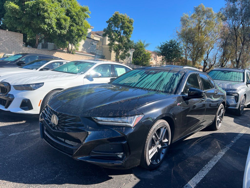 Used 2025 Majestic Black Pearl Acura w/A-Spec Package image 3