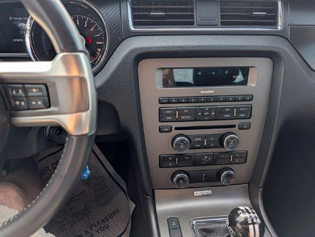 Used 2014 White Ford GT image 17