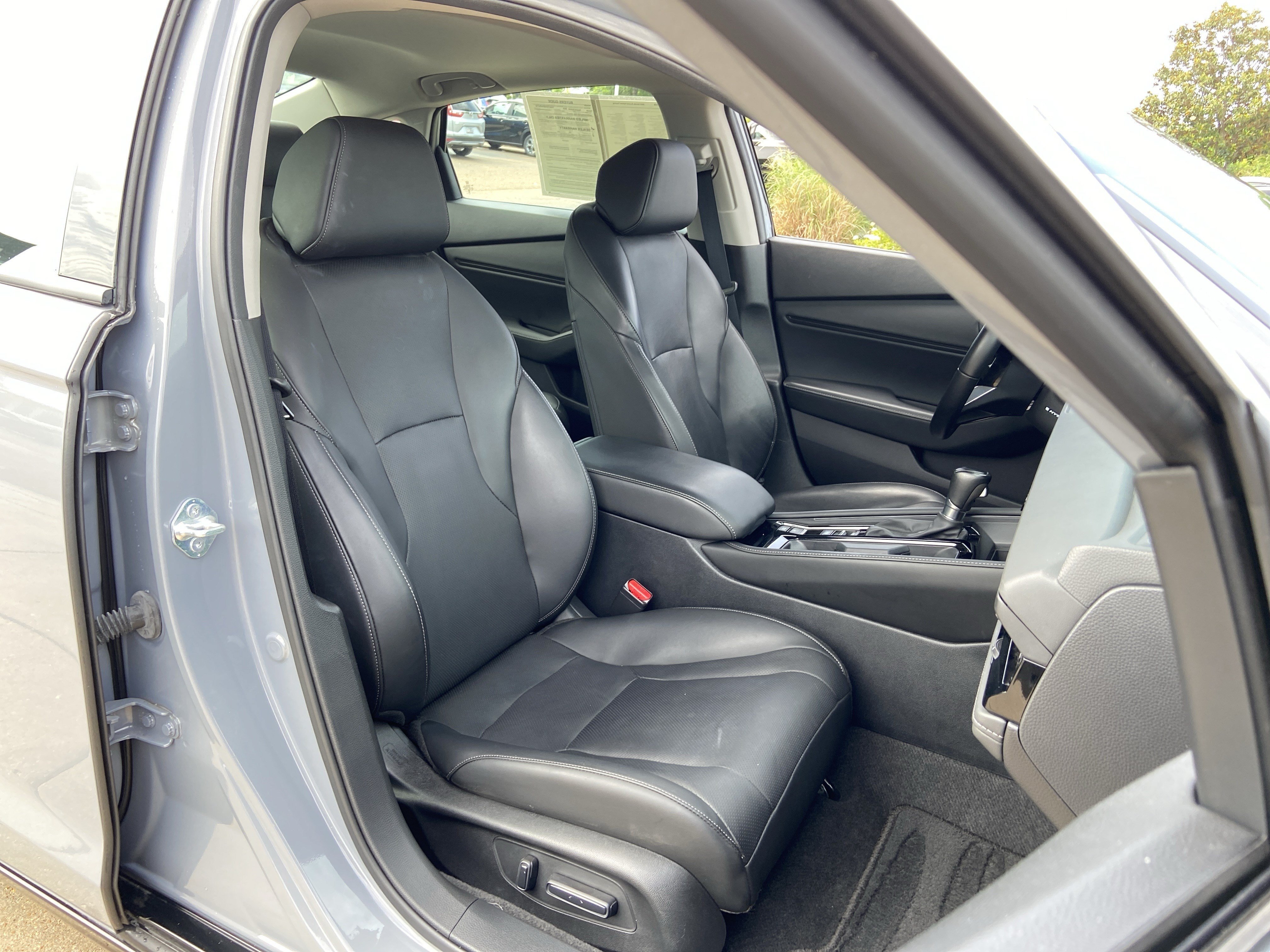 Used 2023 Urban Gray Pearl Honda Touring image 20