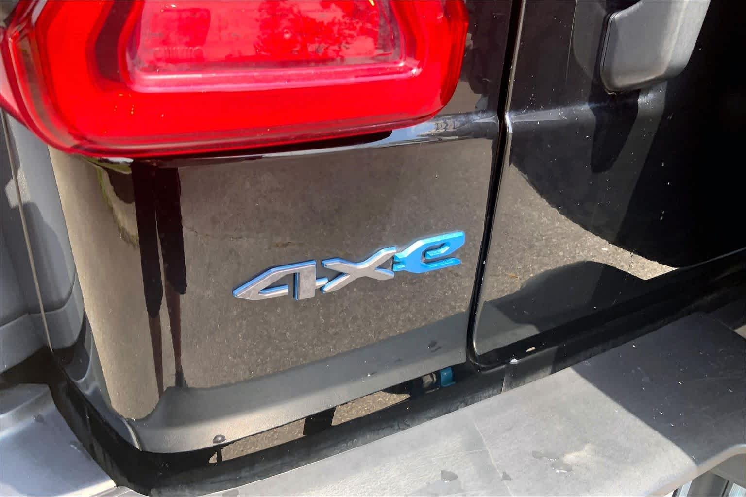 Used 2023 Black Clearcoat Jeep Rubicon image 30