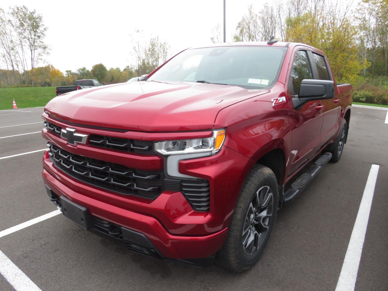 Used 2024 Radiant Red Tintcoat Chevrolet RST image 15