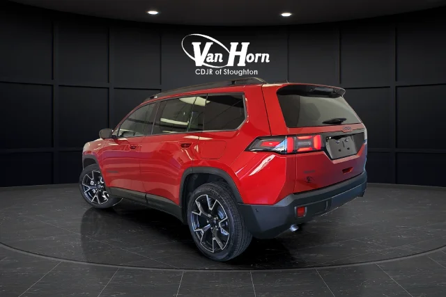 New 2026 Red Hot Pearl-Coat Exterior Paint Jeep Overland image 5