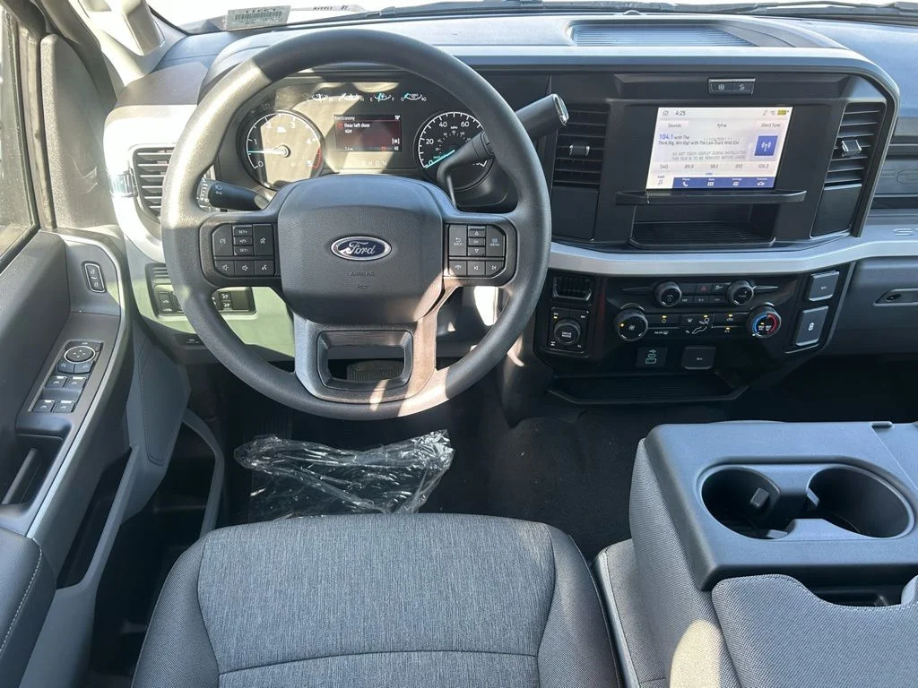 New 2026 Oxford White Ford F-250® XL image 13