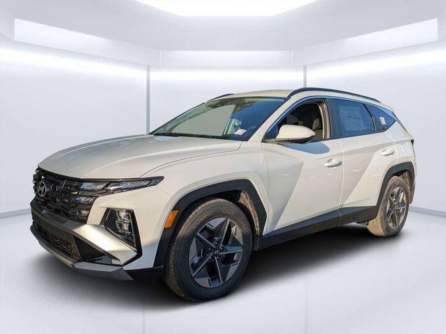 New 2026 White Hyundai SEL FWD image 7