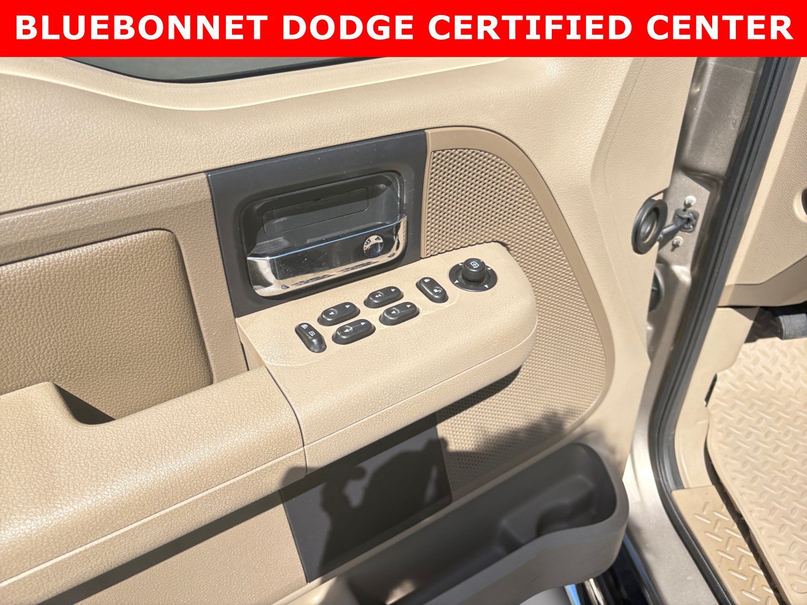 Used 2004 Arizona Beige Metallic Ford XLT image 10