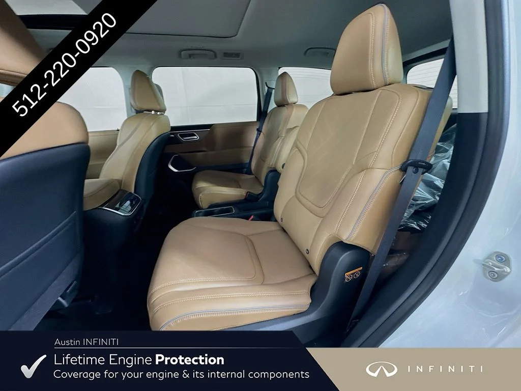 New 2027 White INFINITI LUXE image 31