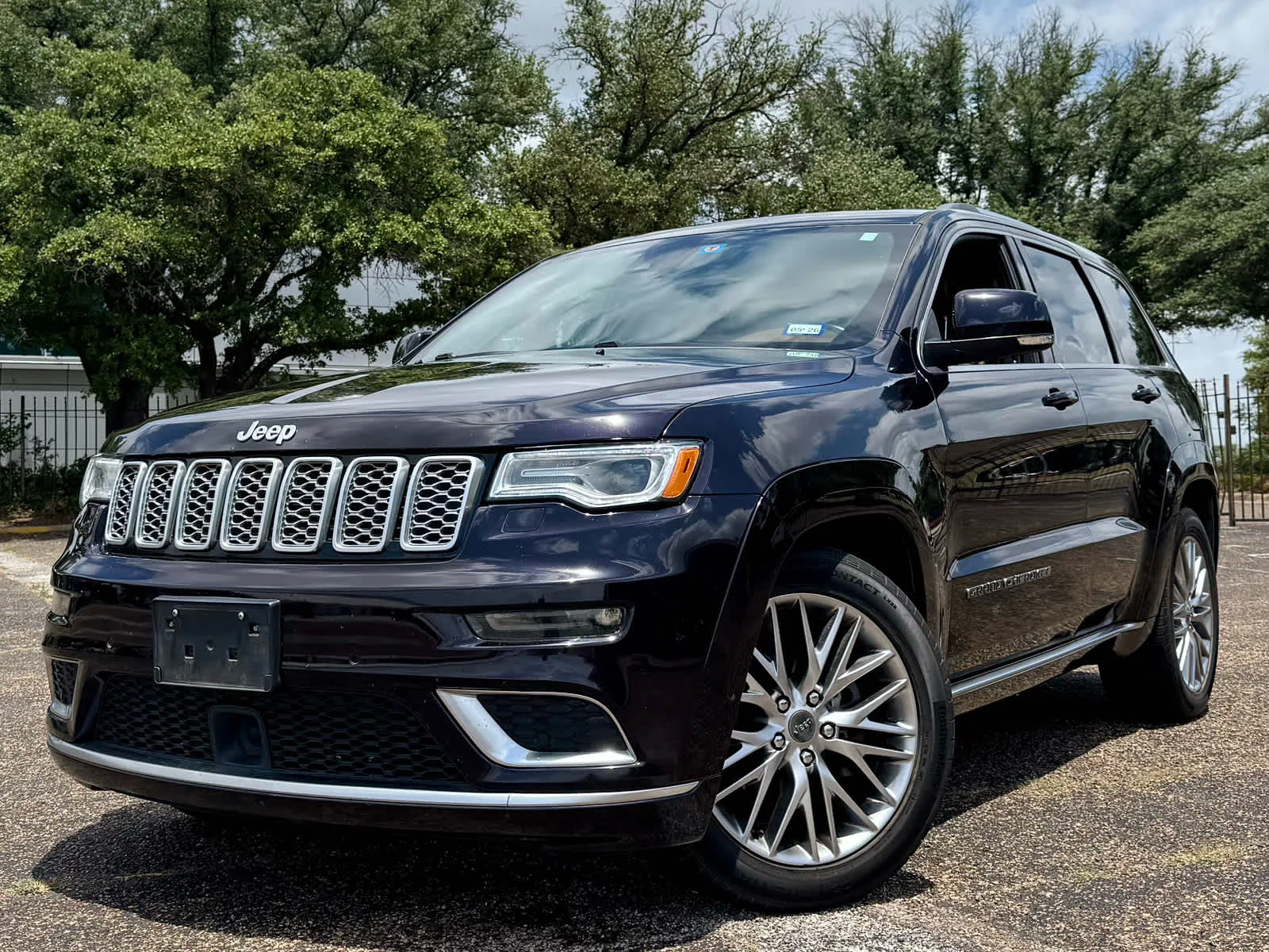 2018 Jeep Grand Cherokee Summit 4WD's photo