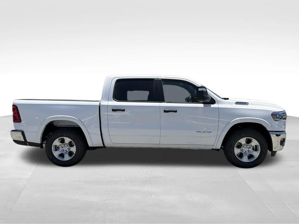 New 2026 Bright White Clear-Coat Exterior Paint RAM Big Horn/Lone Star image 6