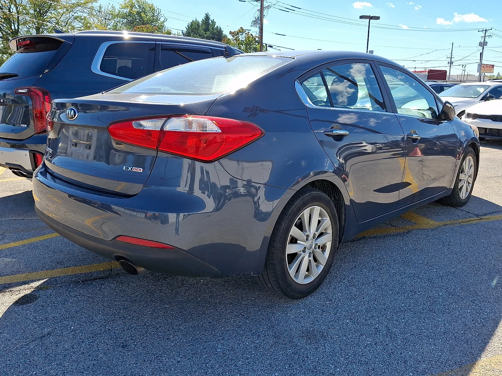 Used 2015 Blue Kia EX image 6