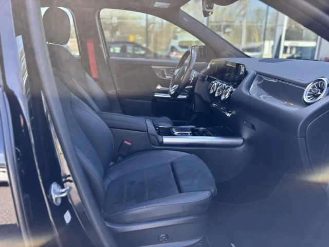 Used 2022 Night Black Mercedes-Benz AMG® GLA 35 image 19