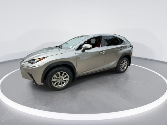 2021 Lexus NX 300 - Photo 4