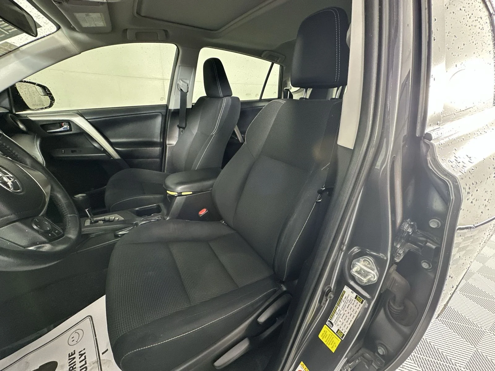 Used 2016 Gray Toyota XLE image 11