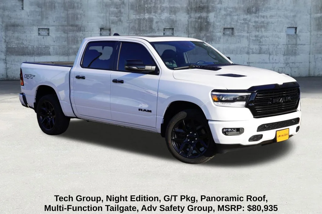 2023 RAM 1500 Laramie 4x4 Crew Cab 5'7's photo